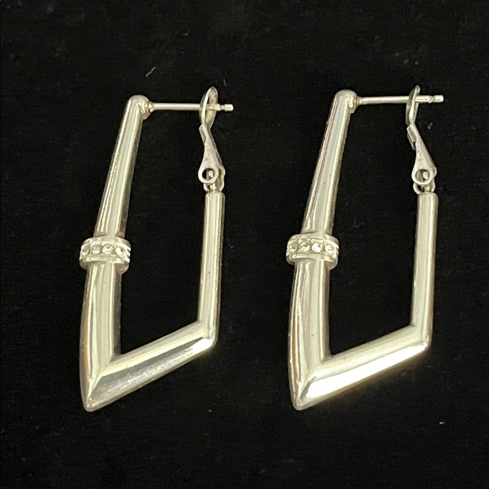 Brighton Geometric Hoop Earrings - Picture 4 of 9